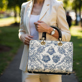 Catholight Sacred Elegance: Blaue und weiße Devotion-Damenledertasche