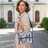 Catholight – Das Kreuz inmitten blühenden Glaubens (Bibelumschlag)