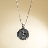 Catholight Halskette mit dem Erzengel Michael aus oxidiertem Sterlingsilber 