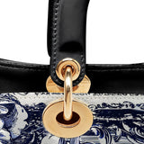 Catholight Die Kreuztasche inmitten blühenden Glaubens, Damen-Ledertasche